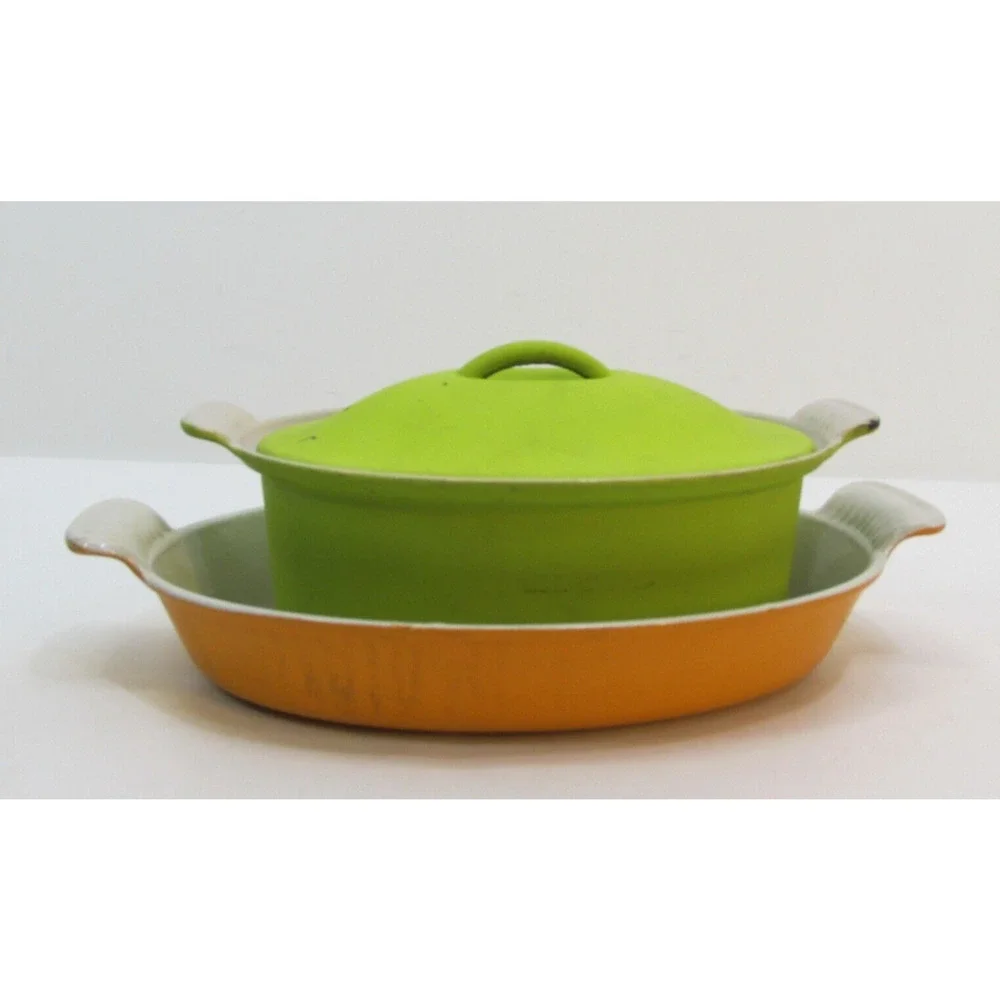 VG LE CREUSET CAST IRON 28 Yellow ORANGE CASSEROLE BAKING DISH FRANCE Green Lid - Picture 4 of 10